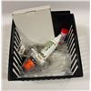 Image 1 : BASKET OF SMOKERS ACCESSORIES INCLUDES QUARTZ