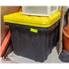 Image 1 : 2 HEAVY-DUTY STORAGE TOTES
