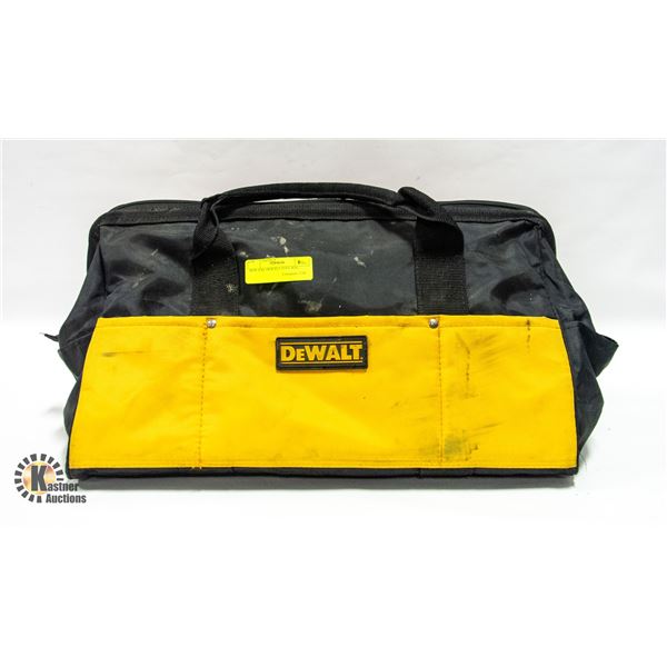 NEW XXL DEWALT TOOL BAG