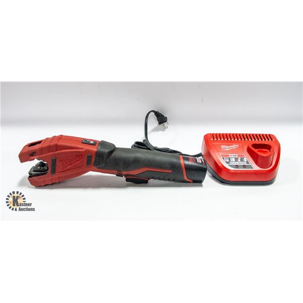 MILWAUKEE 12V TUBING CUTTER W/ BATTERY + CHARGER