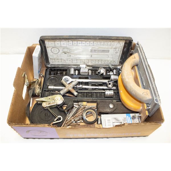 BOX ASSORTED TOOLS POCKET KNIFE