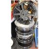 Image 1 : SET OF FOUR 20" 6-BOLT RIMS