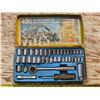Image 1 : 40pc Ratchet socket set