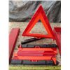 Image 3 : Triangle safety flare kit