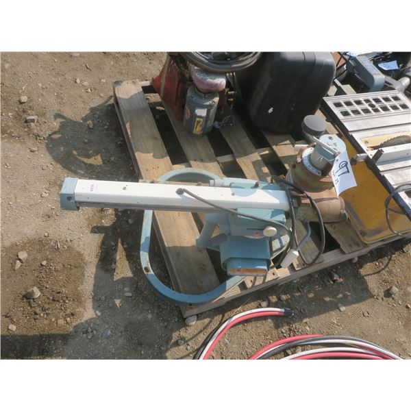 Black & Decker/Dewalt Radial Arm Saw