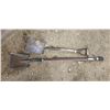 Image 1 : Pair of Metal Shovels