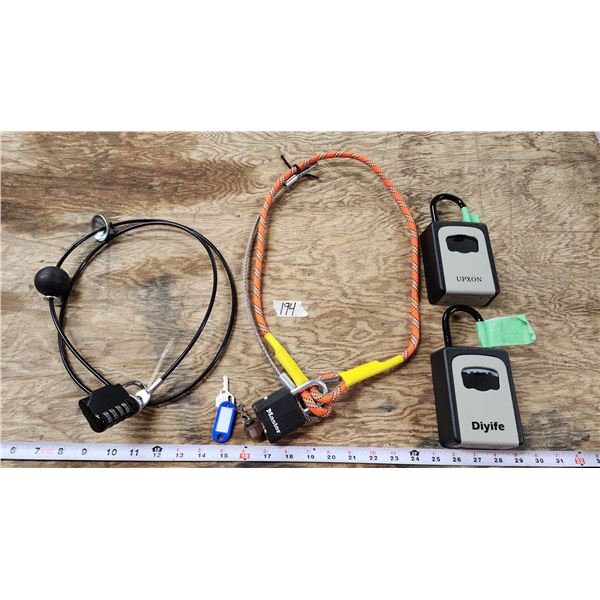 Various Locks - Lock boxes, with keys and combination, lock and chains - with keys