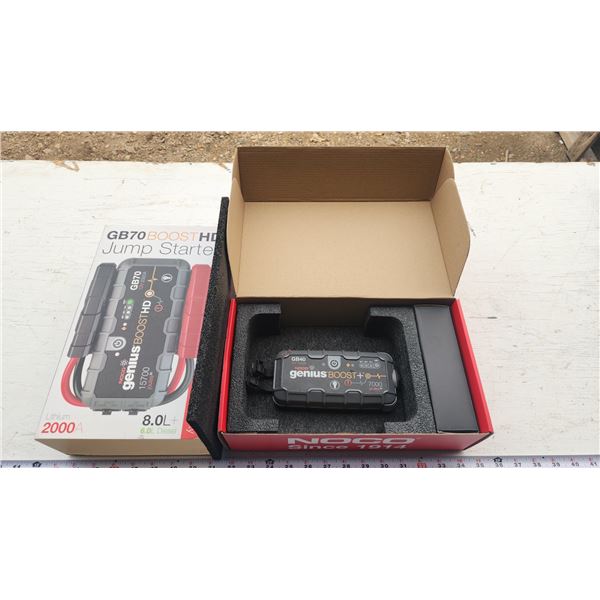 GB70 Boost HD jump starter - missing booster cables, appears to work