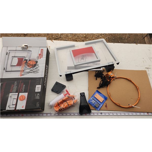 Funktion, new deluxe over the door basketball net and ball