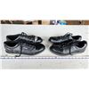 Image 2 : 2 pair of like new, bowling shoes