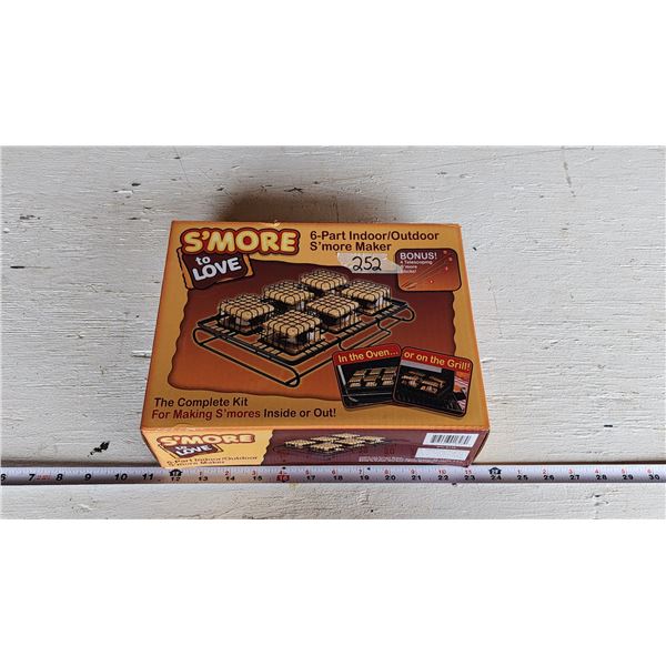 New "S'more to love" 6pc indoor/outdoor s'more maker