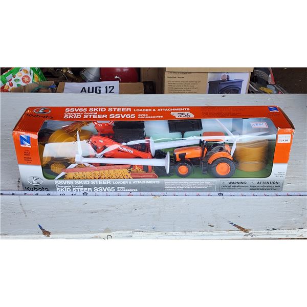 New Kubota skid steer and tractor toy play set