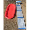 Image 2 : Aluminum Toboggan 6ft long + 4ft plastic sled