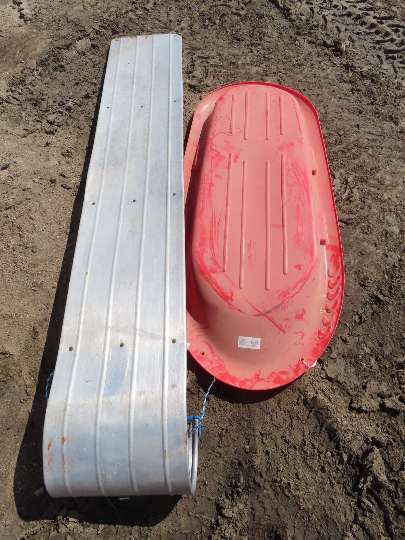 Aluminum Toboggan 6ft long + 4ft plastic sled - Schmalz Auctions