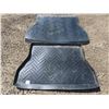 Image 1 : 2 9060 Dodge Aries K Trunk mat - 51"x 32"