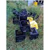 Image 1 : 17 Milk crates