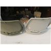 Image 5 : 2 plastic folding boat seats - 1 with minor damage