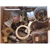 Image 7 : Box of assorted electrical componants
