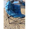 Image 6 : Extra padded club chair - new/unused + 6 umbrella poles?