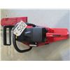 Image 2 : 630 Jonsered Chainsaw - gas powered - has slight compression