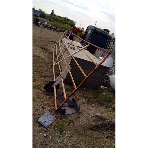 Large gate 54" X 34'