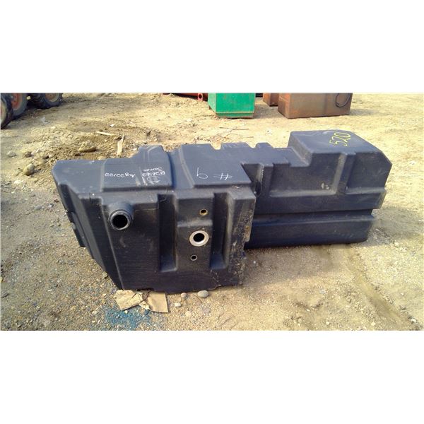 Equipment fuel tank