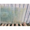 Image 4 : Lot of 14 pieces of tempered glass. Various sizes. See photos.