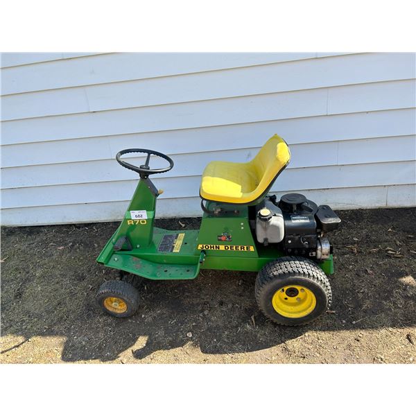 682 - JD R70 Riding Mower