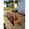 Image 2 : 683 - Rolling steel rack (40” x 48”)