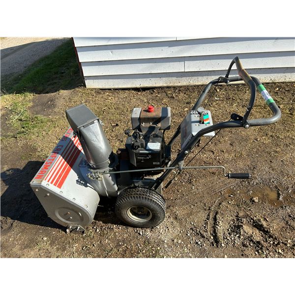 684 - Craftsman 26” snowblower