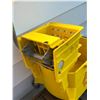 Image 2 : 689 - Commercial mop pail & wringer