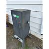Image 2 : 693 - Propane Smoker