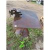 Image 3 : Welding table 26"x24"x32.5" with vise