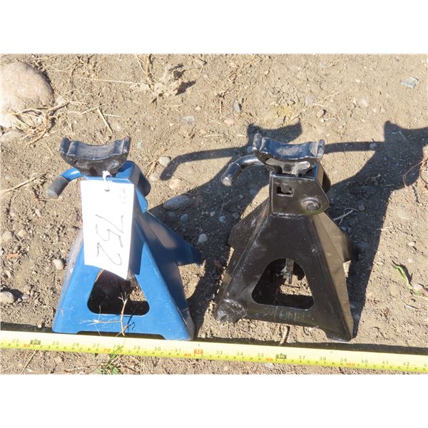 2 Jacks - 2 ton