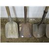 Image 4 : lot of shovels