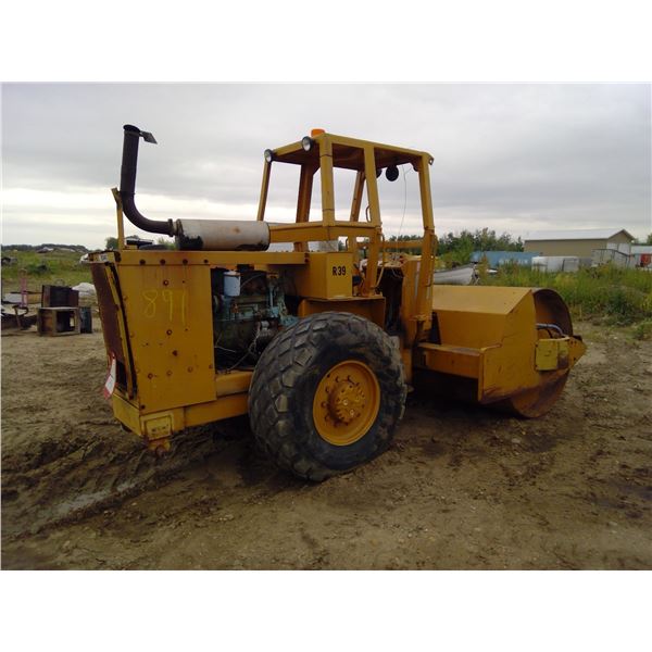 BOMAG Vibrating packer  no steering components