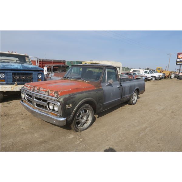 1972 GMC 1500 - no motor or transmission, VIN:TCS1421508958, great restoration project