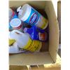 Image 3 : box of cleaning supplies