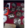 Image 4 : 3 grinding disks and 9 used saw blades, 2 new saw blades