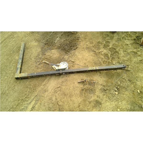 Hich mount hand winch assembly