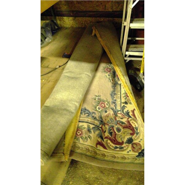 Large carpet ( approx 7 X7')