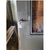 Image 3 : 36x80 screen door RH open