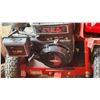 Image 5 : Briggs & Stratton - Troy-bilt wood chipper/shredder - 3" chipping capacity - like new, comes with ba