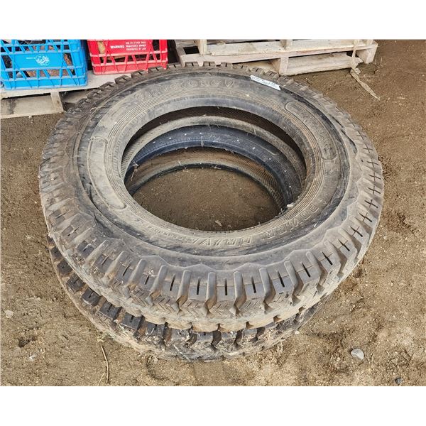 Set of 2 - Firestone power drive tires - 9-22.5
