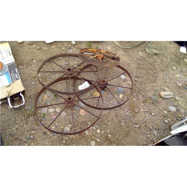 4 steel wheels (1-20" and 3 26")