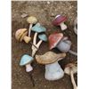 Image 2 : Mushroom lawn ornaments
