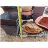 Image 9 : Lot of planters and misc.