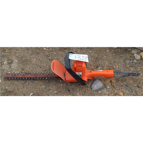 Black & Decker 16" electric Deluxe hedge trimer