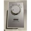 Image 3 : 110V Thermostat(8)-Unused