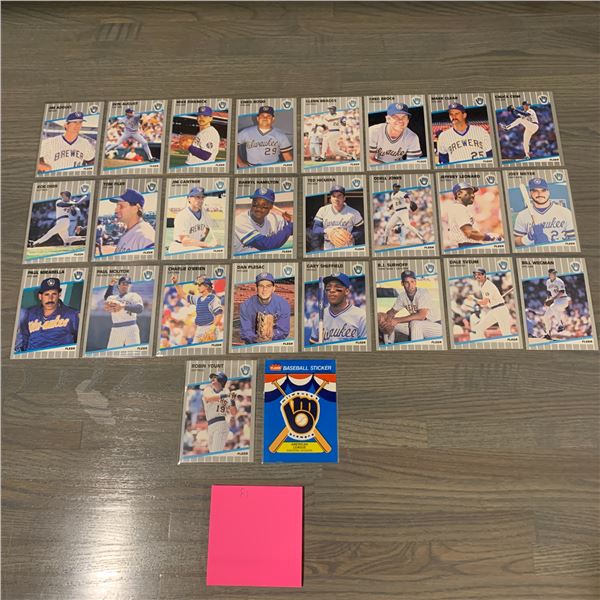Fleer 89' Brewers Baseball Cards